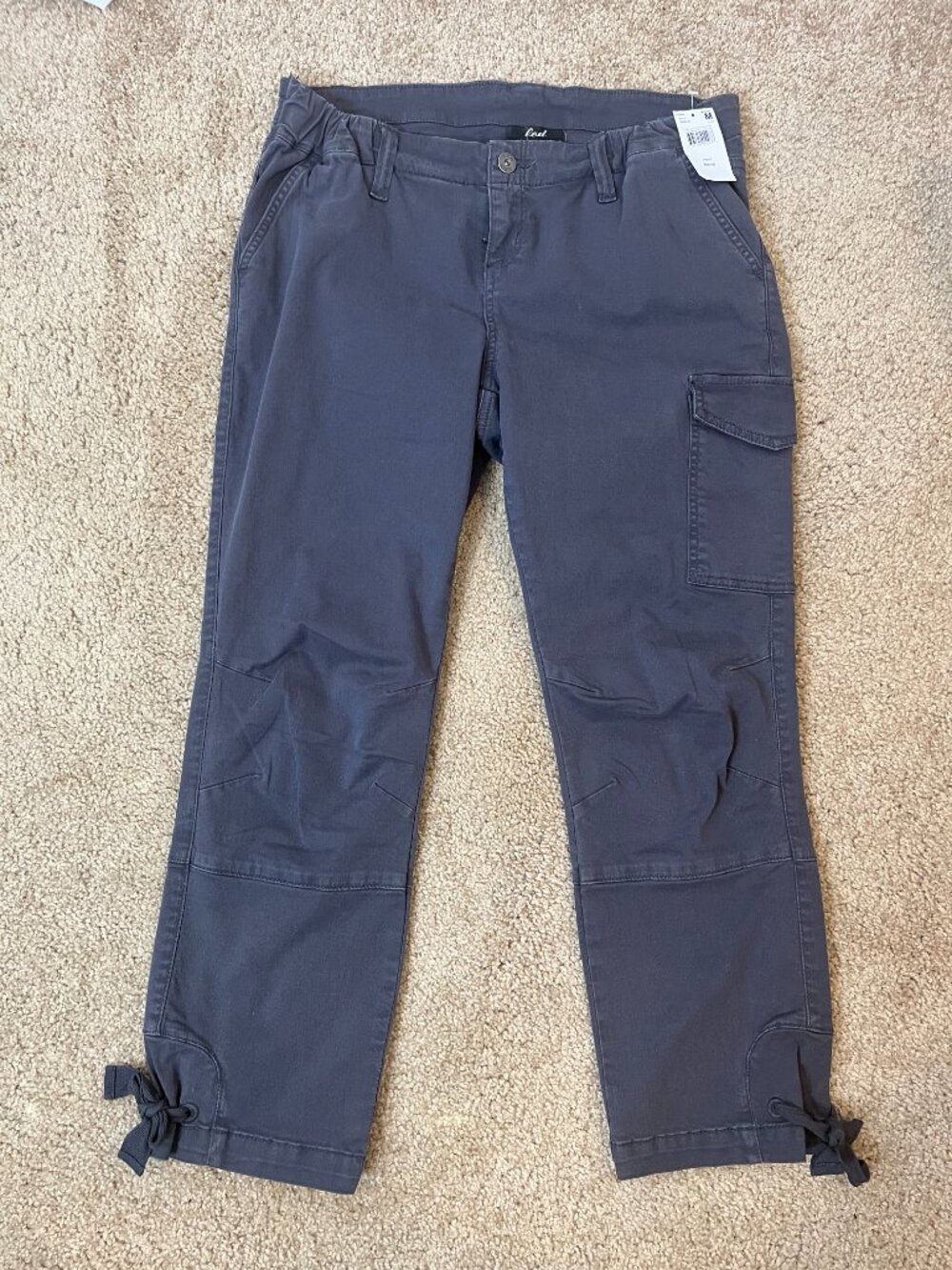 NEW Luxe Essentials Denim (LED) Maternity Grey Cargo Pants Size Medium
